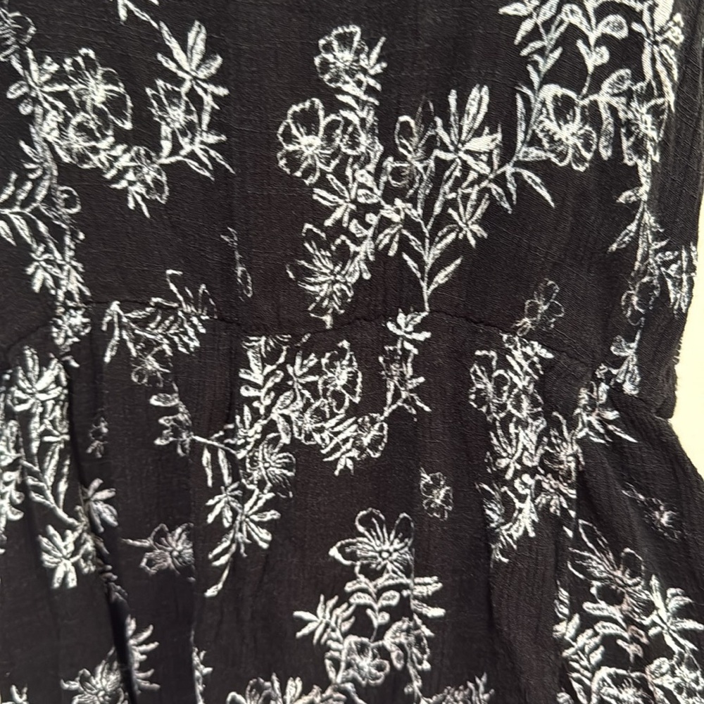 Romper - Picture 5 of 9